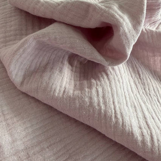 Soft and breathable double gauze fabric in elegant purple-grey shade.