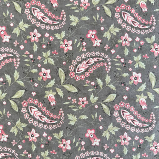 slate quilting cotton fabric with paisley and small floral pattern – Sasha’s Atelier Canada