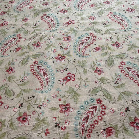 blush quilting cotton fabric with paisley and small floral pattern – Sasha’s Atelier Canada