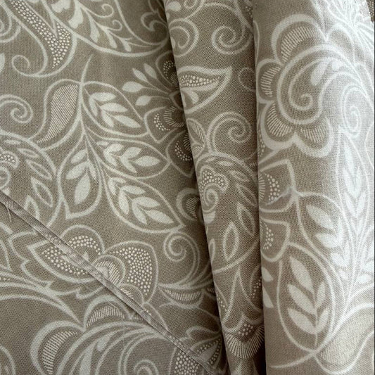 gray quilting cotton fabric with white floral ornamental pattern – Sasha’s Atelier Canada