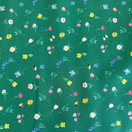 green fabric with small wildflowers and bees pattern for sewing and quilting – Sasha’s Atelier Canada