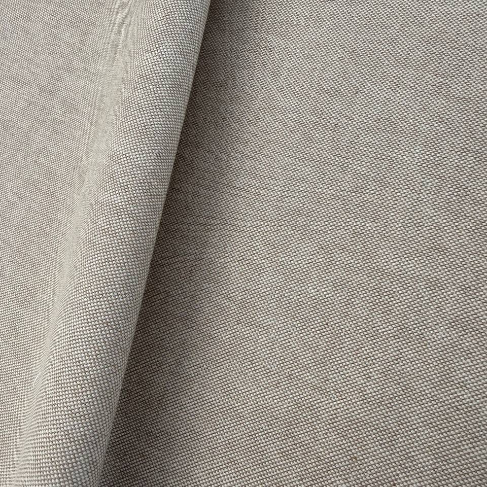 Classic&nbsp; décor fabric with a clean structured weave and soft natural tone.