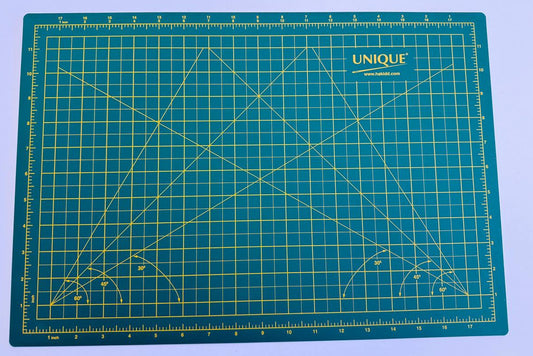 UNIQUE Self-Healing Cutting Mat 12" x 18"