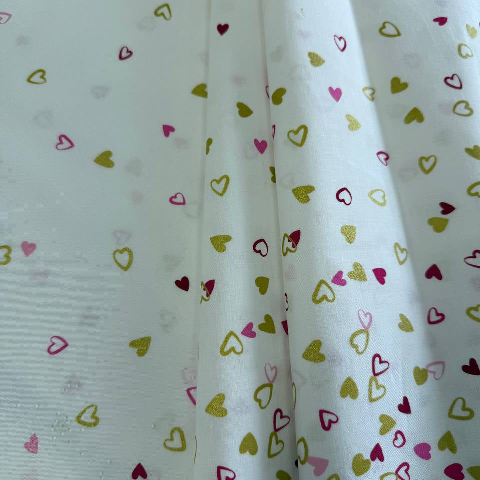 Off white cotton fabric with pink red and metallic gold hearts I Heart Ombre Metallic Moda Fabrics