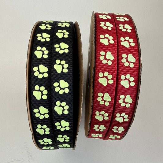 Reflective Paw Print Dog Leash Webbing Black and Dark Red - 20 mm