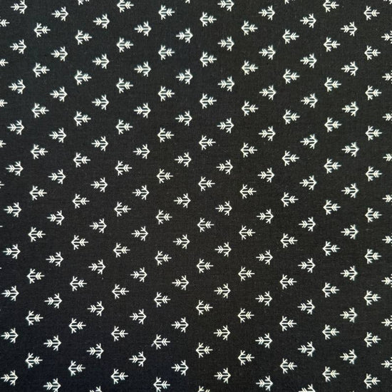 Black cotton fabric with small ivory arrow print – Moda Posh BasicGrey Onyx Noir